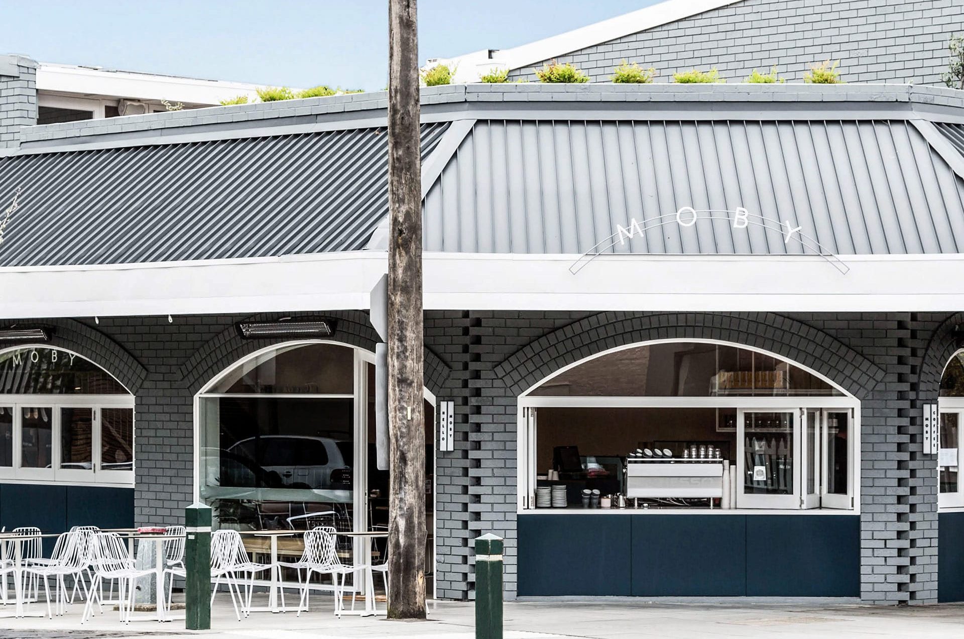 Moby Cafe
Sign Design